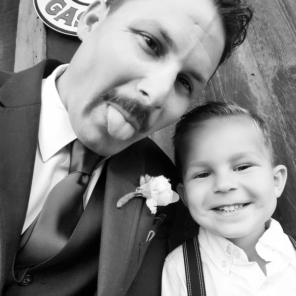 Meet your Posher, Travis - Picture 1 of 1